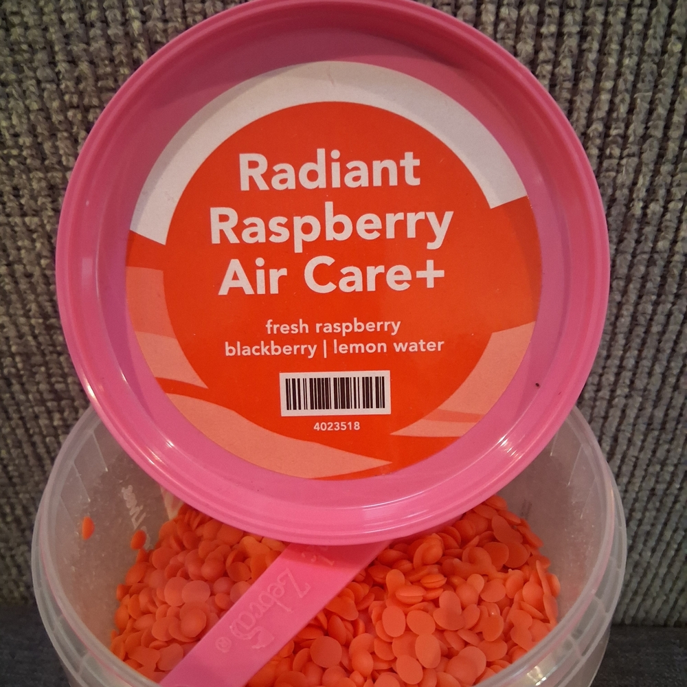 Pink Zebra Radiant Raspberry Air Care+ Sprinkles - Picture 2 of 2